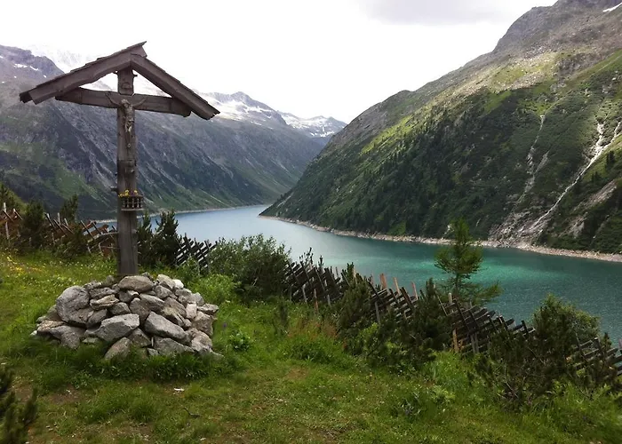 Astrid Schneeberger Appartement Fügen