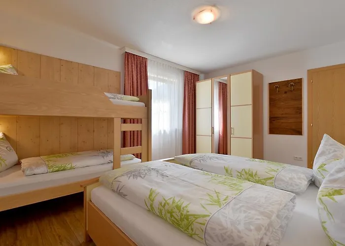 Astrid Schneeberger Appartement *